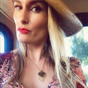 Meet your Posher, Lindsay